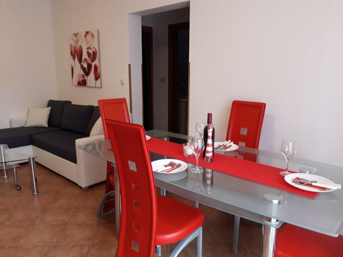 Apartman Lean Pula Luaran gambar