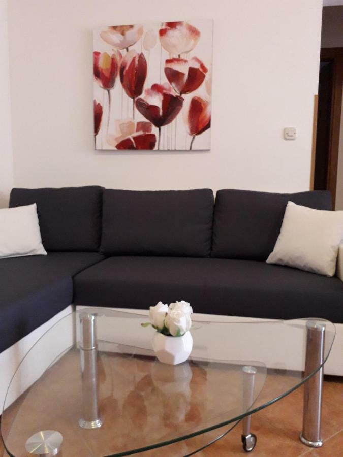Apartman Lean Pula Luaran gambar