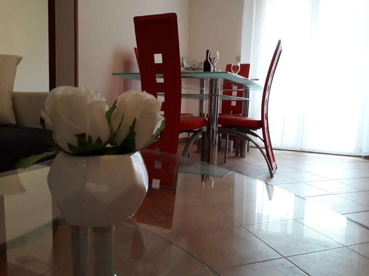 Apartman Lean Pula Luaran gambar