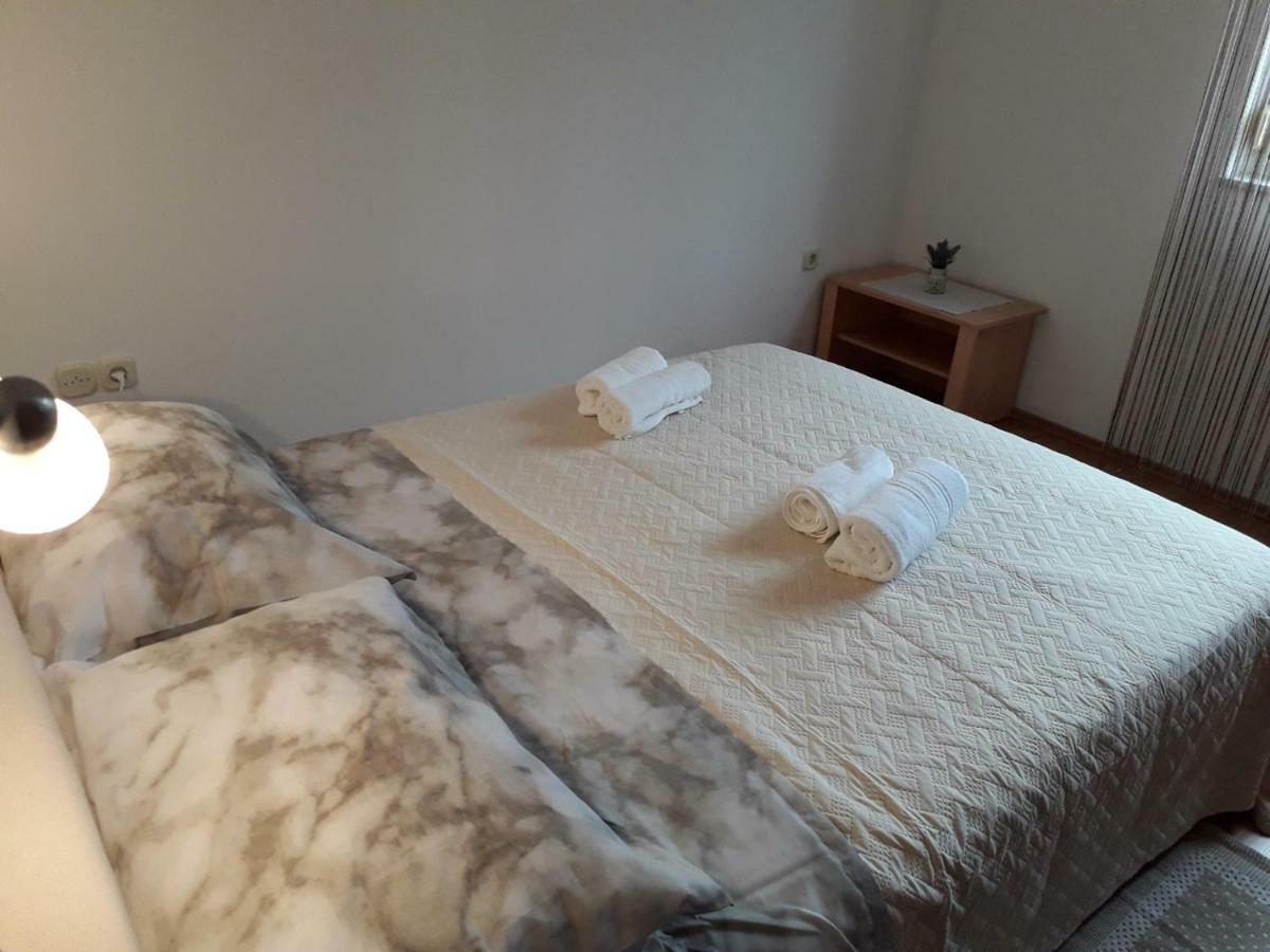 Apartman Lean Pula Luaran gambar